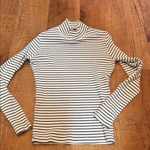 Women’s Brandy Melville white grey striped mock neck turtleneck top one size